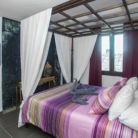 Buddha - By Apricus Holidays Hotel *